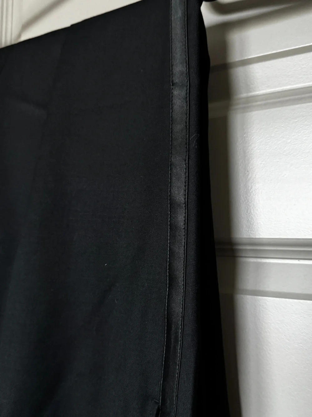 Michael Kors Black Peak-Lapel Tuxedo with Satin Trim